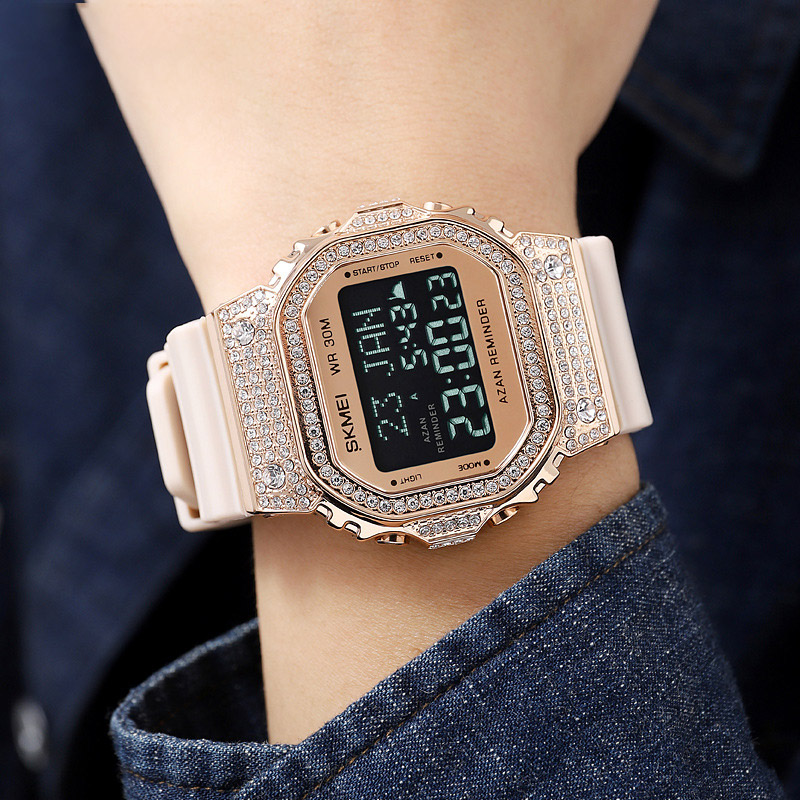 Men’s Digital Watch Multifunct - Mens Fashion In 40S recensie en prijs