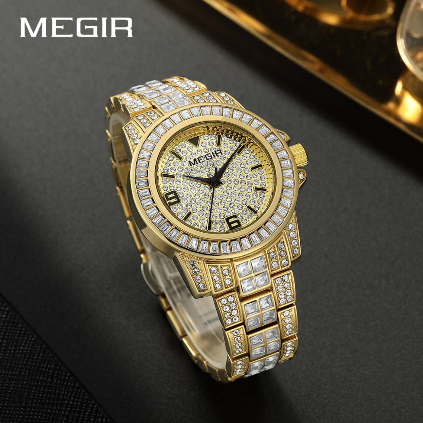 MEGIR Luxury Diamond Watches U - Mens Fashion Bracelet recensie en prijs