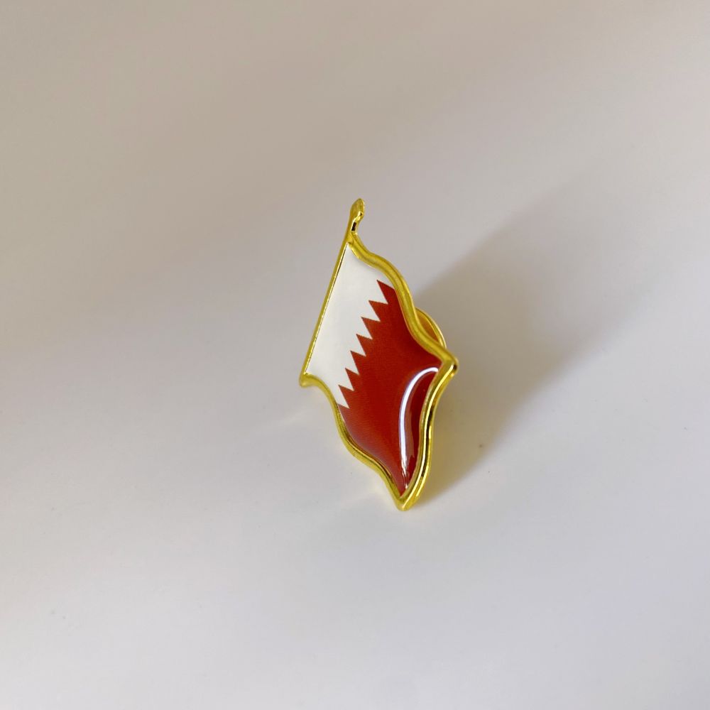 Qatar Flag Lapel Pin - Enamel  - Men'S Fashion Qatar recensie en prijs